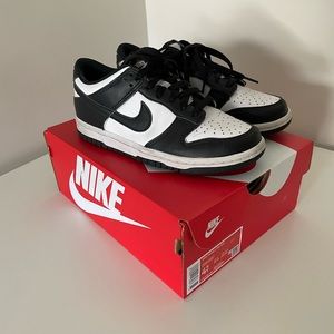 Nike Panda Dunks